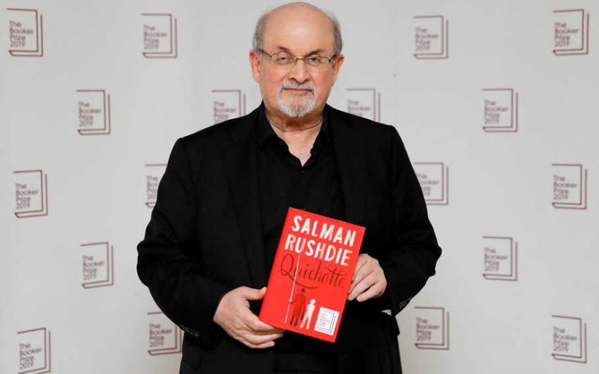 Iran Lancarkan Serangan Terhadap Salman Rushdie!